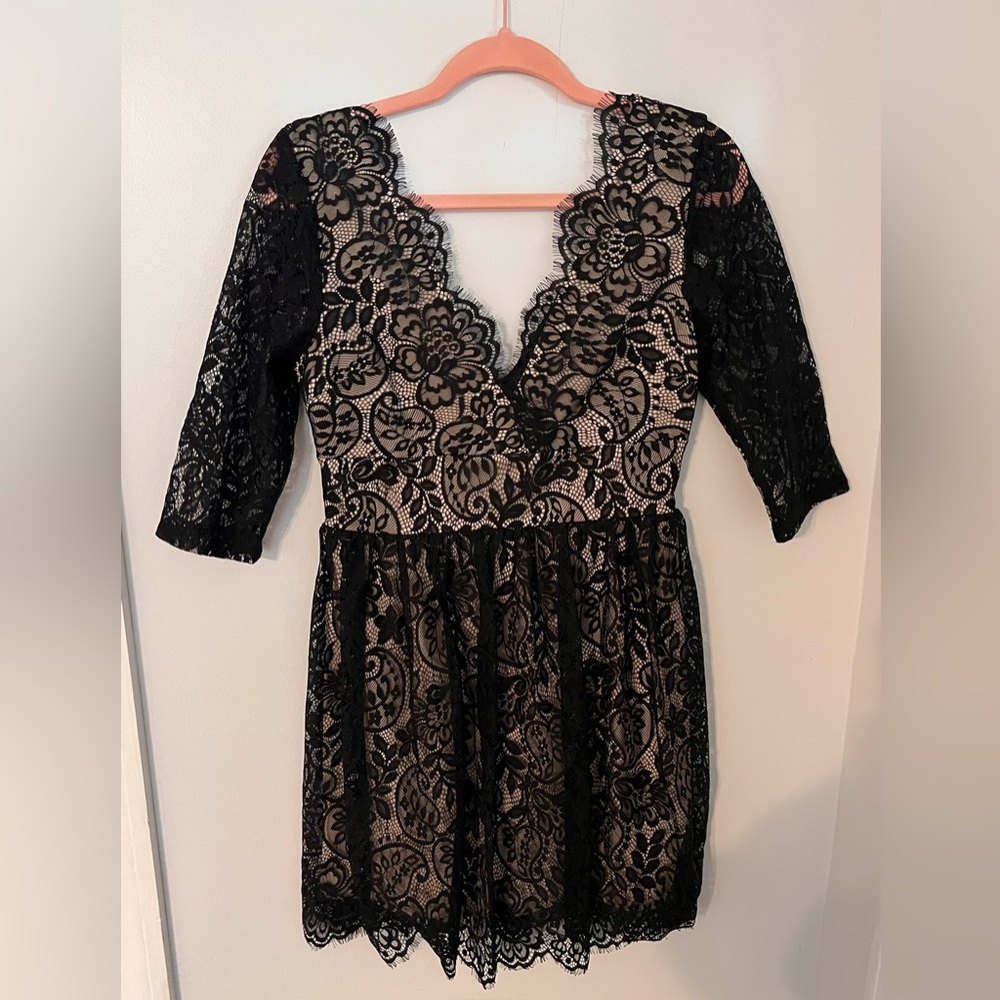 Gorgeous Soieblu Black Lace Cocktail Mini Dress size Small Homecoming